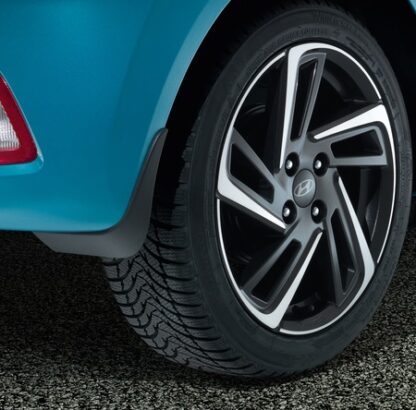 Genuine Hyundai i10 Mud Flaps - Image 5